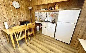1 Bedroom Home Near Lassen Volcanic Park